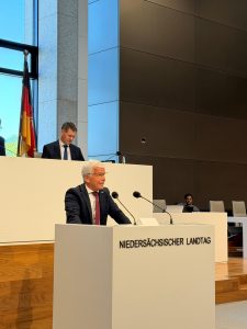 Frank Schmädeke setzt im Landtag klare Akzente für Landwirtschaft und Naturschutz